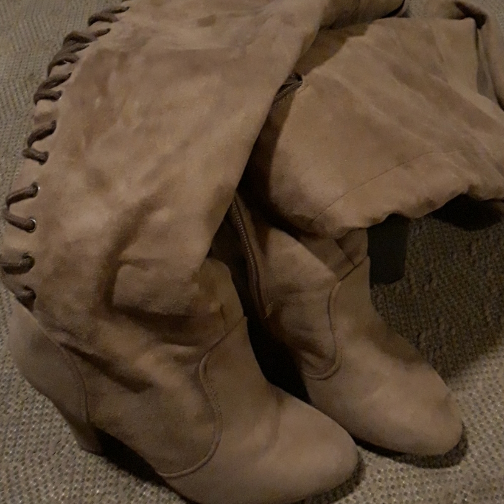 Women boots